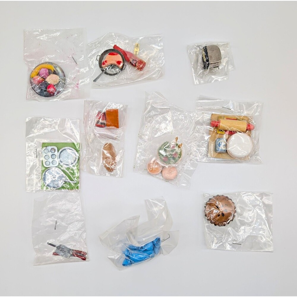 Reevesline? 1:12 Dollhouse Miniature Kitchen Lot w/ Food Drinks